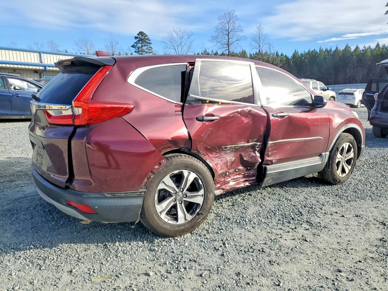 2017 HONDA CR-V LX photo 3