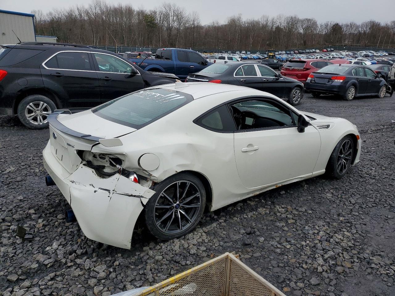 2017 SUBARU BRZ 2.0 LIMITED photo 3