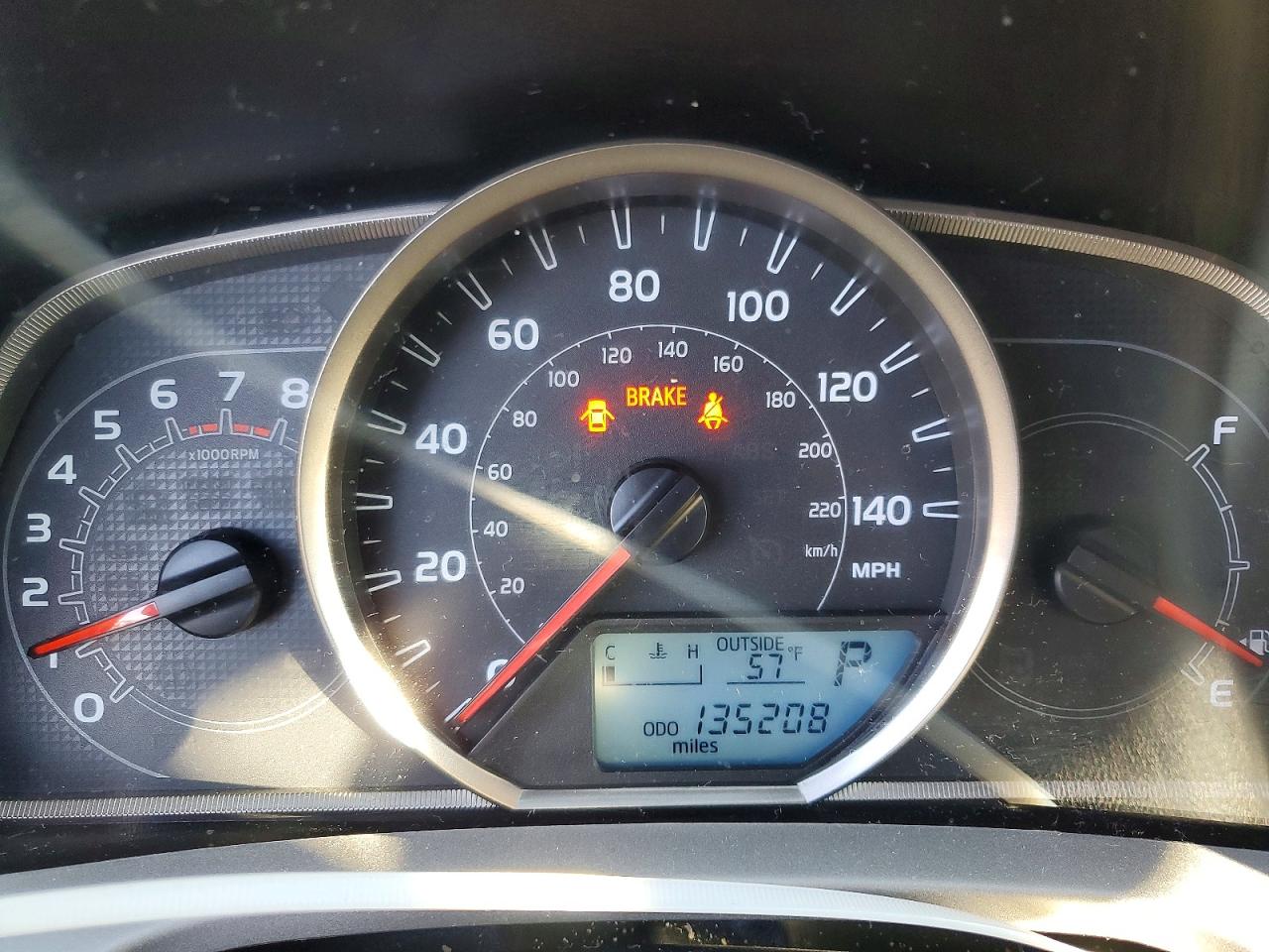 2015 TOYOTA RAV4 XLE photo 9