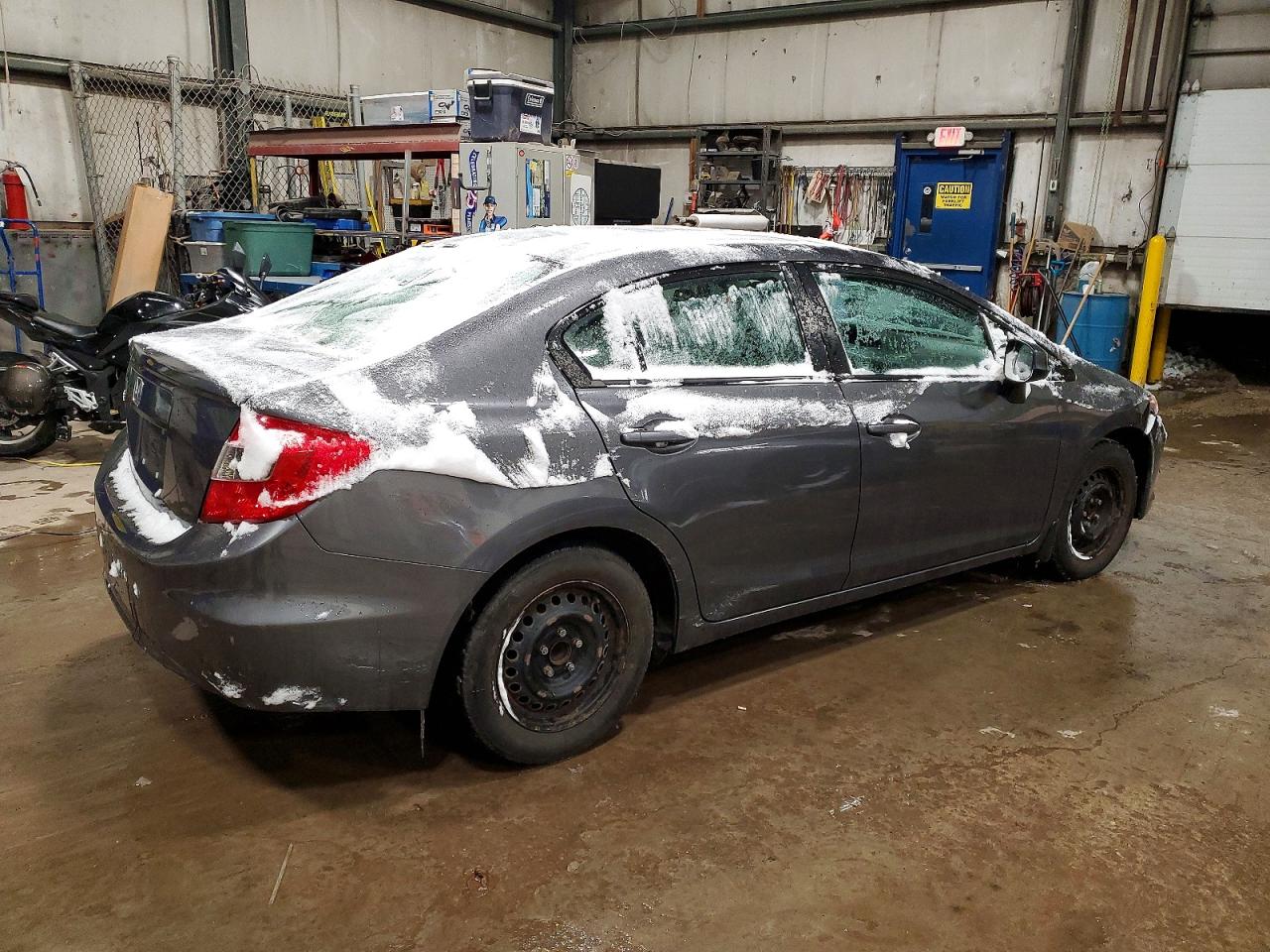 2012 HONDA CIVIC LX photo 3