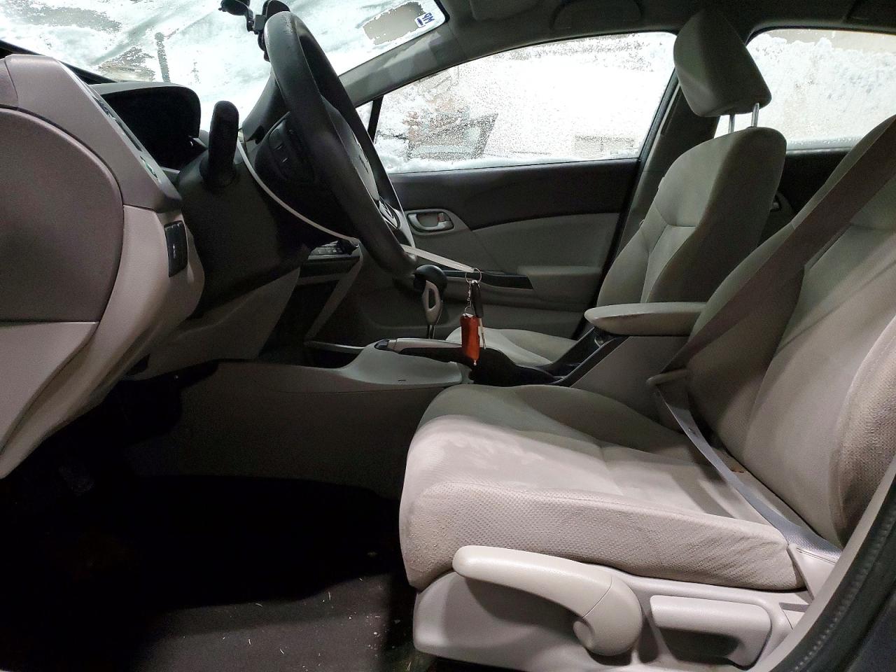 2012 HONDA CIVIC LX photo 7