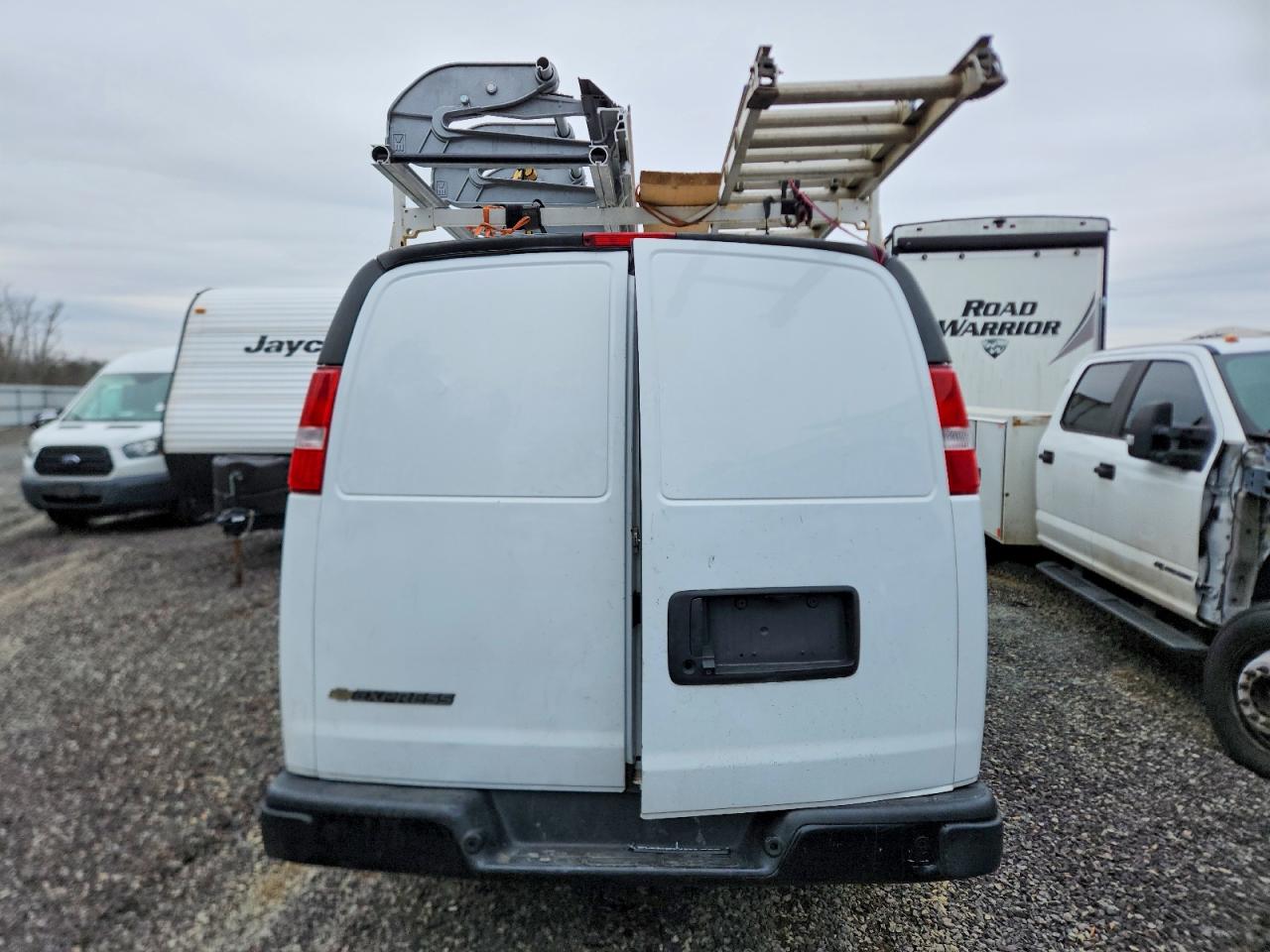 2021 CHEVROLET EXPRESS 3500 UTILITY / SERVICE VAN photo 6