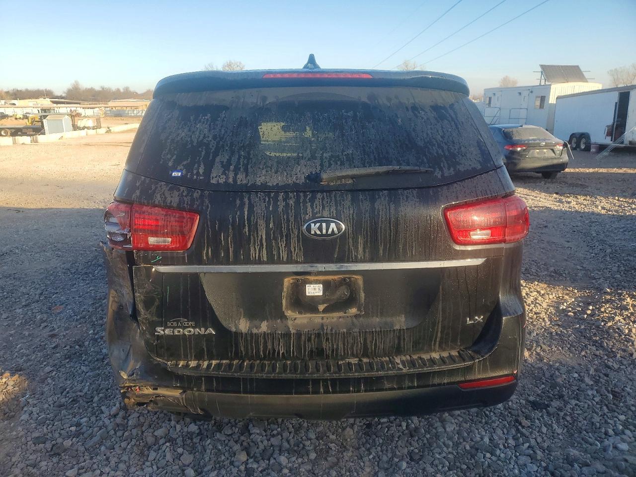 2020 KIA SEDONA LX photo 6