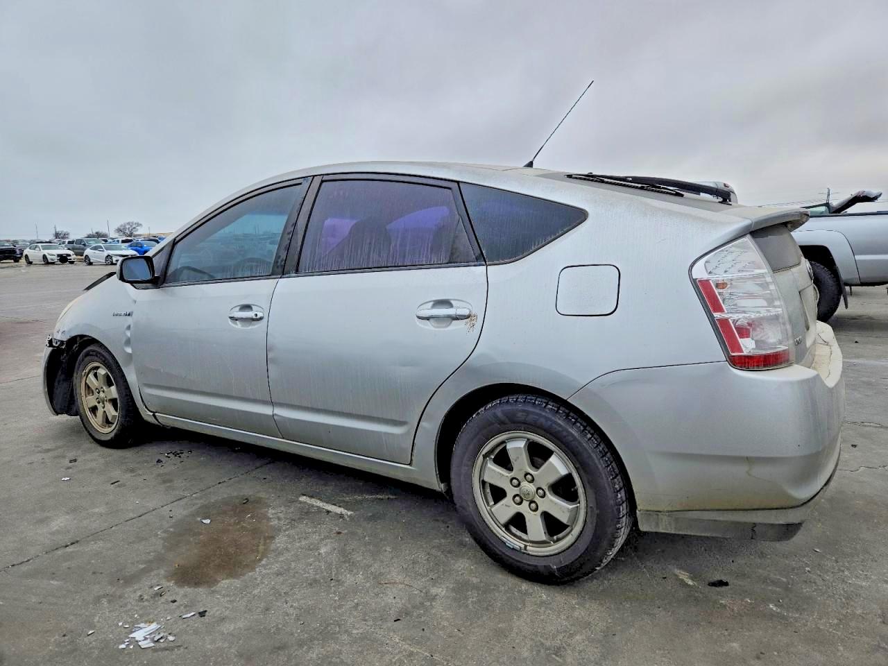 2008 TOYOTA PRIUS photo 2