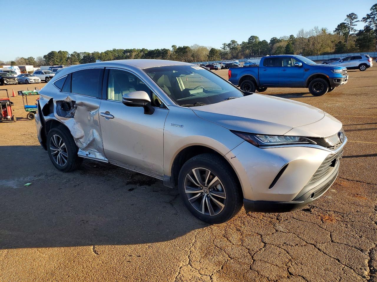 2021 TOYOTA VENZA LE photo 4
