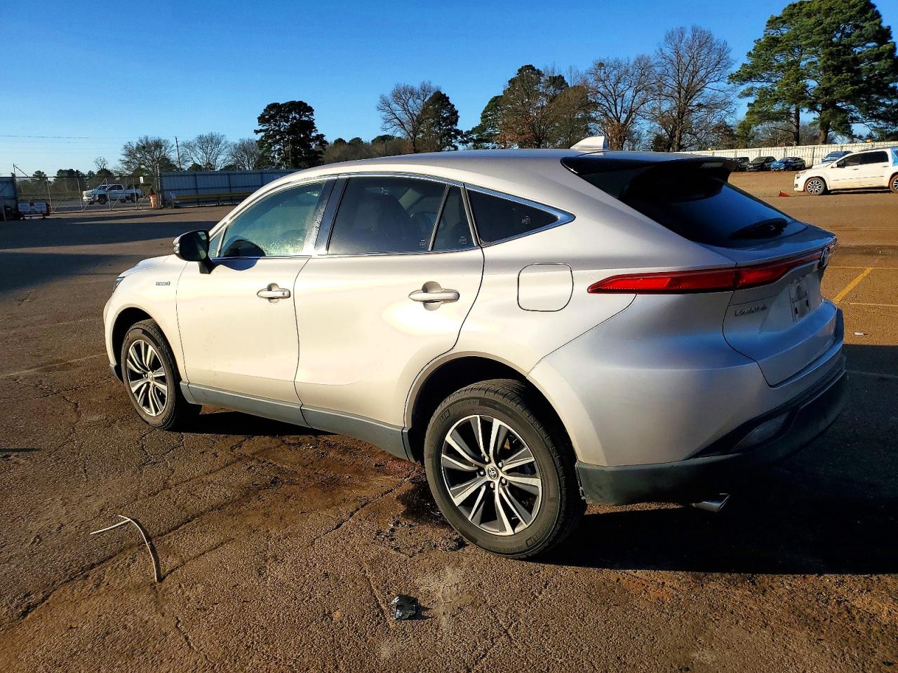 2021 TOYOTA VENZA LE photo 2