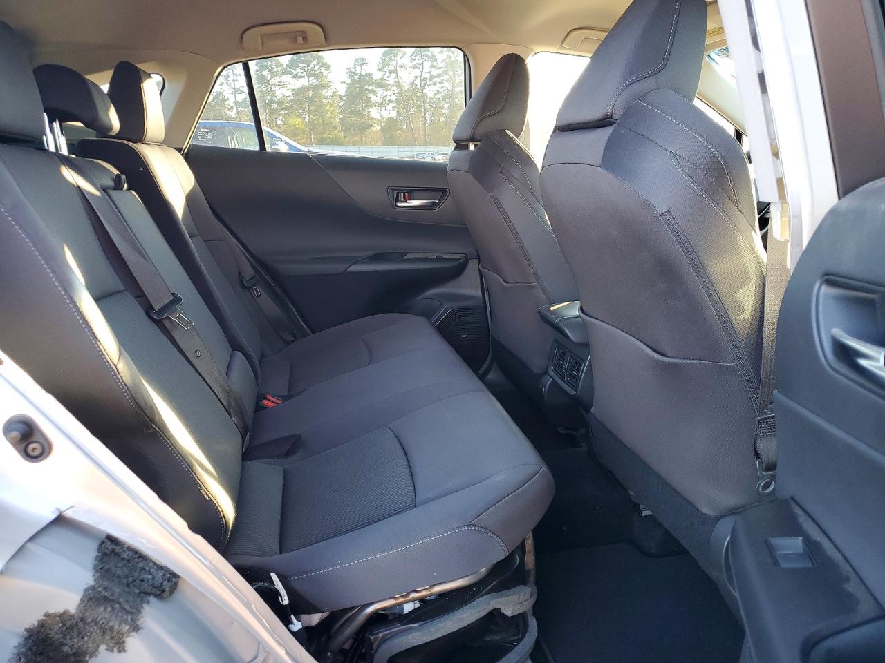 2021 TOYOTA VENZA LE photo 11