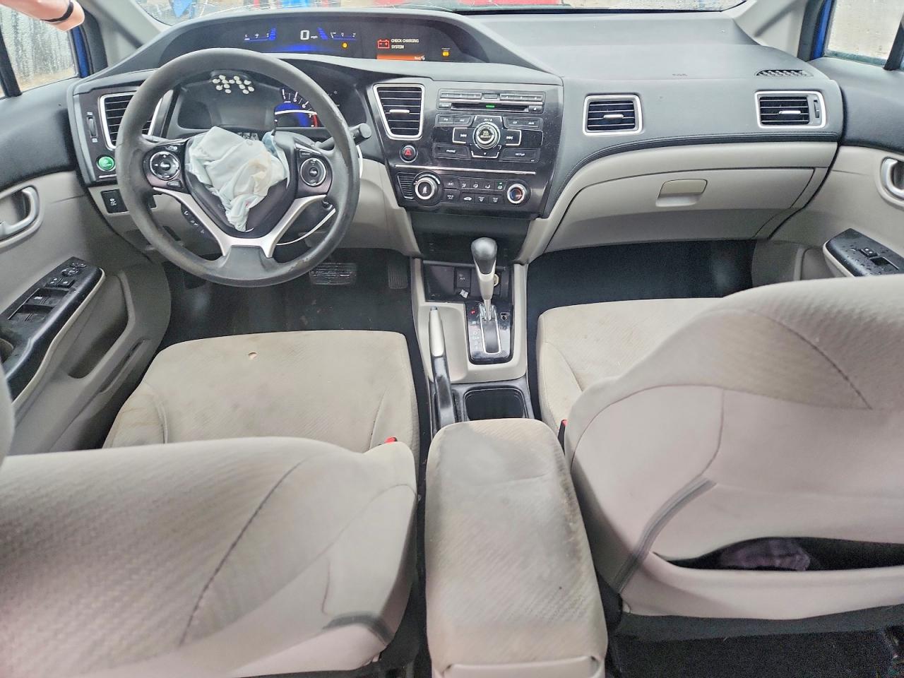 2013 HONDA CIVIC LX photo 8