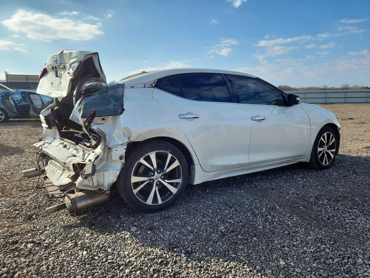 2017 NISSAN MAXIMA 3.5S photo 3