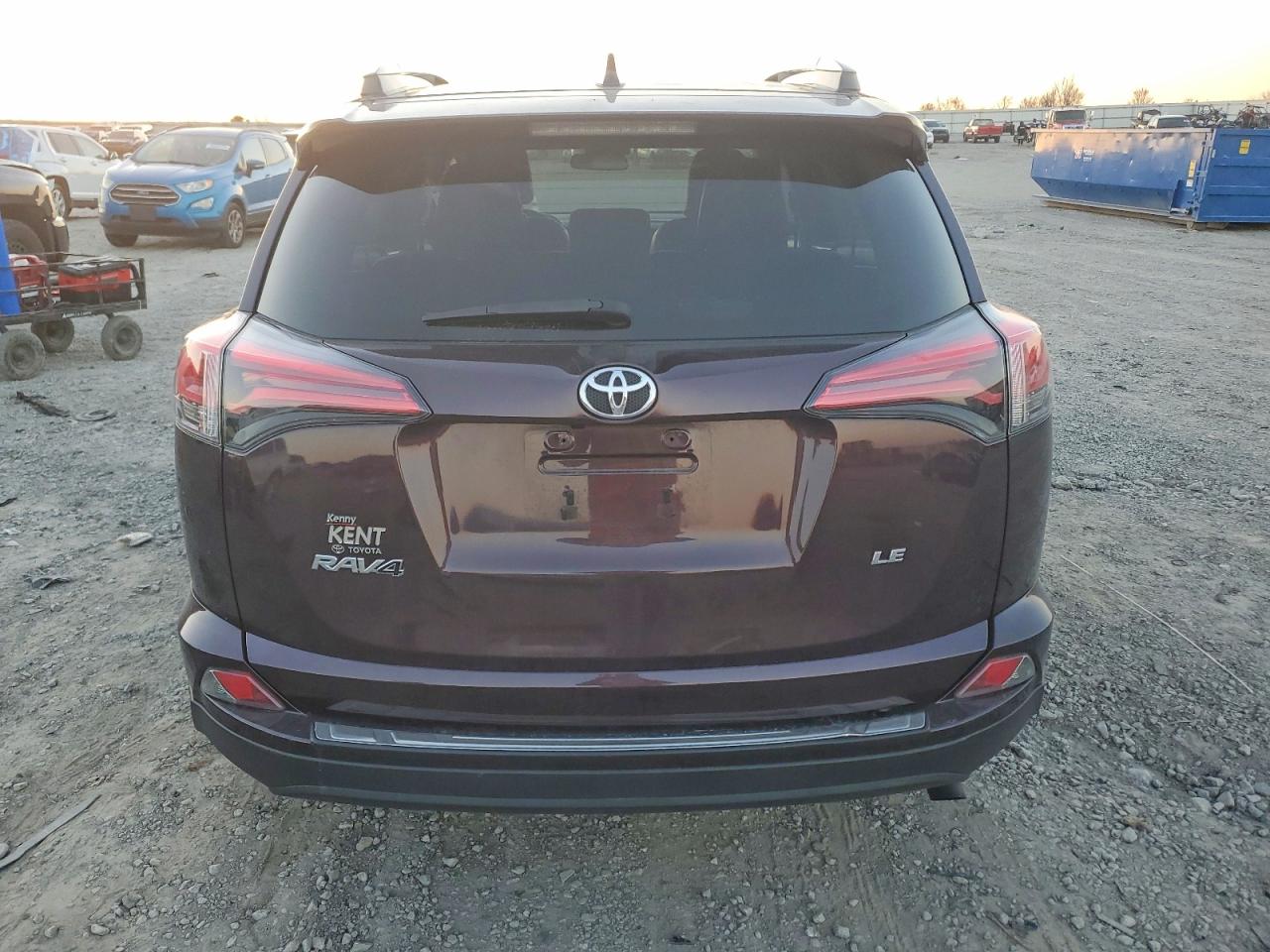 2017 TOYOTA RAV4 LE photo 6