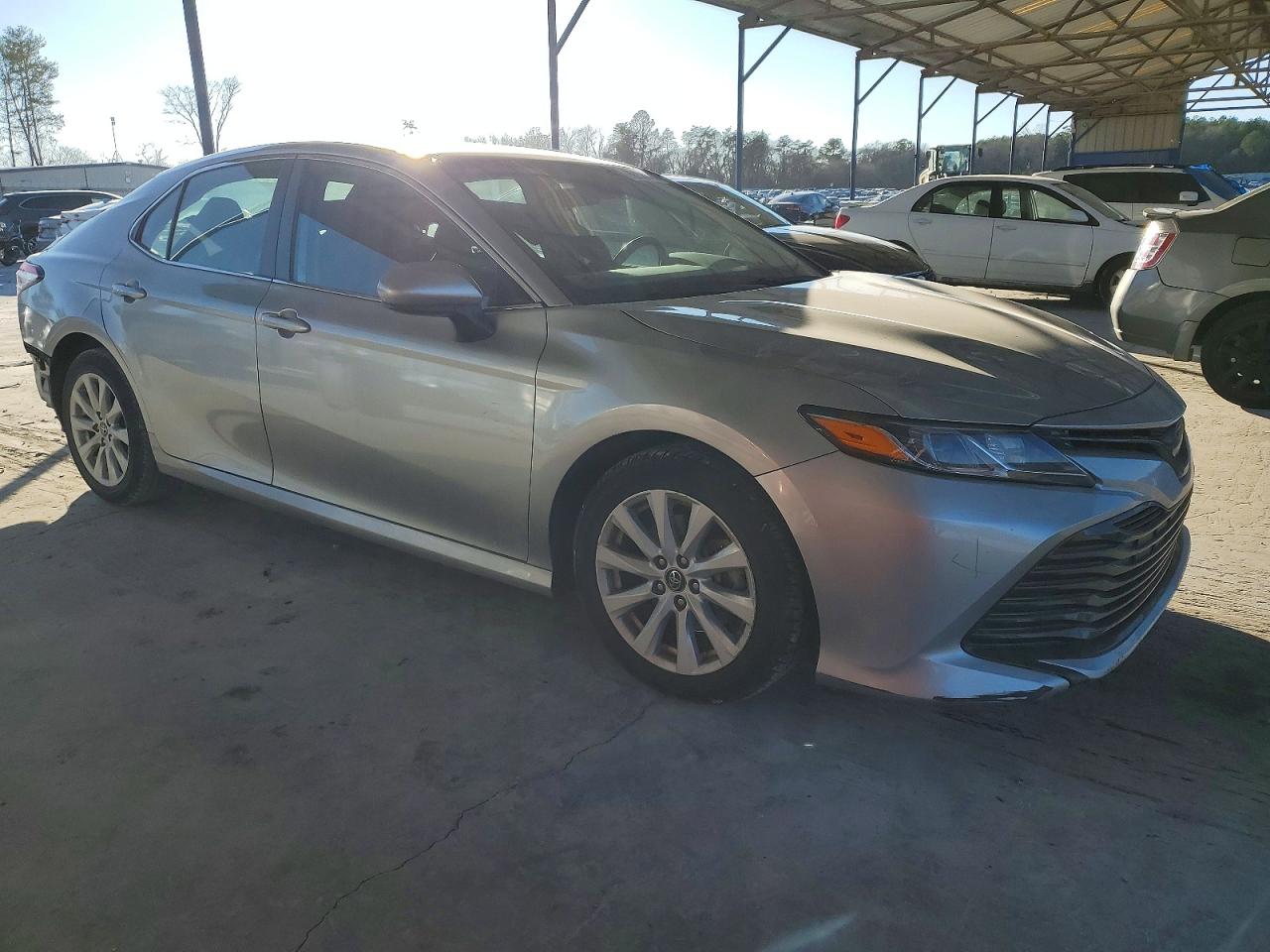 2019 TOYOTA CAMRY L photo 4