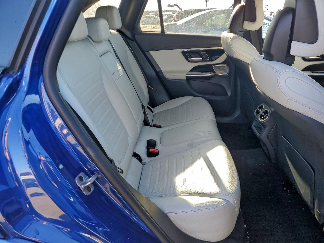 2025 MERCEDES-BENZ GLC 300 4MATIC photo 11