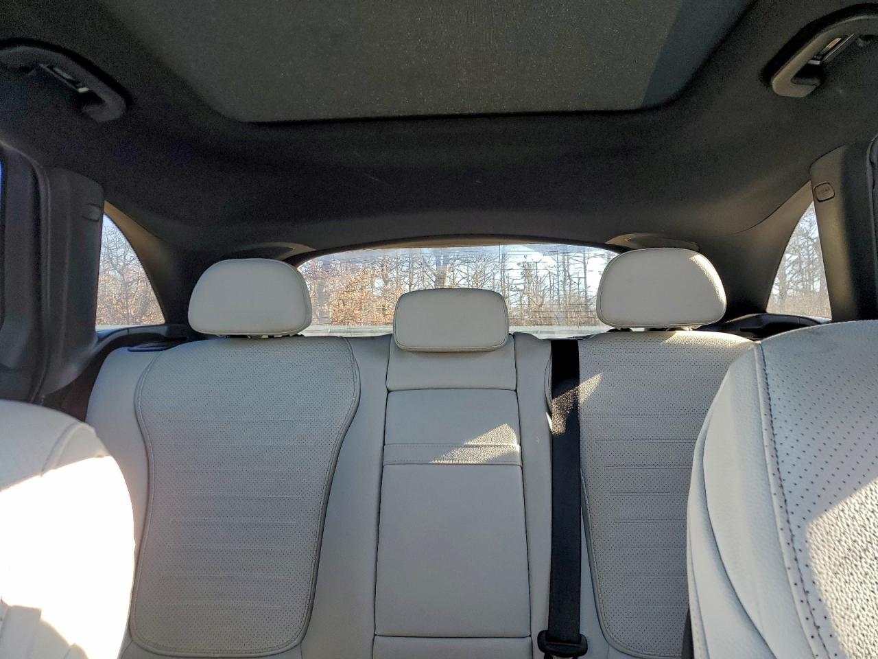 2025 MERCEDES-BENZ GLC 300 4MATIC photo 10