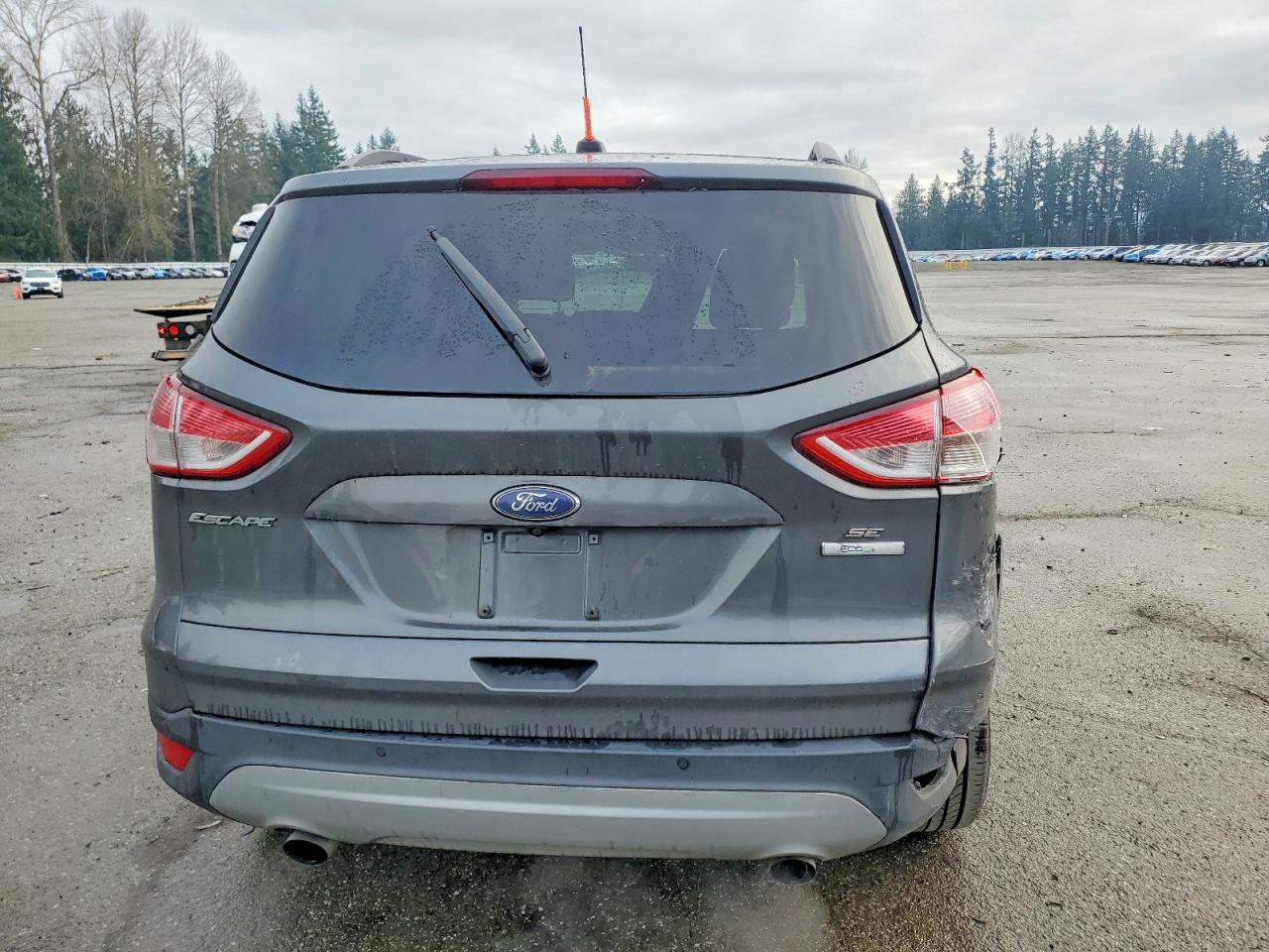 2016 FORD ESCAPE SE photo 16