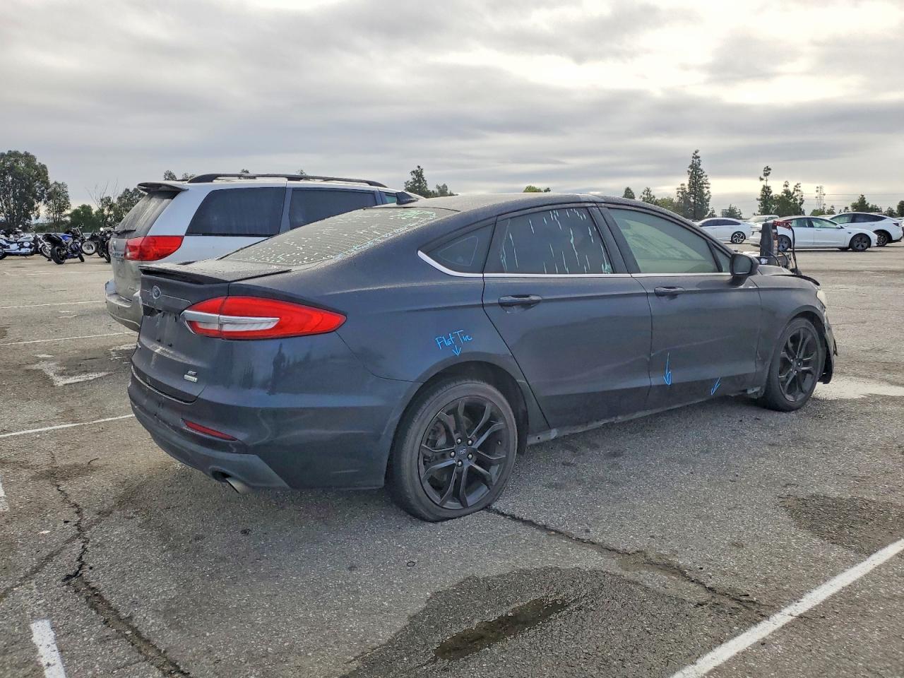 2020 FORD FUSION SE photo 3