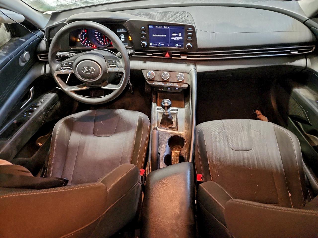 2021 HYUNDAI ELANTRA SEL photo 8