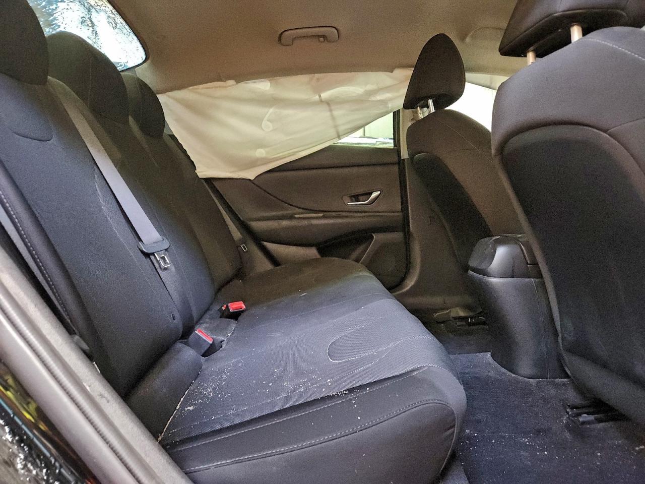 2021 HYUNDAI ELANTRA SEL photo 10