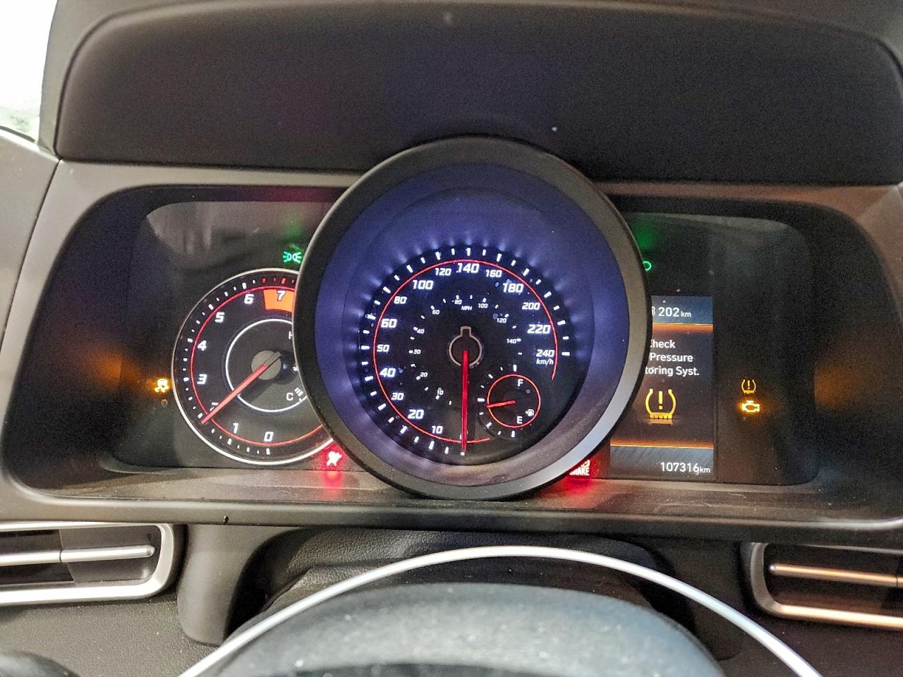 2021 HYUNDAI ELANTRA SEL photo 9