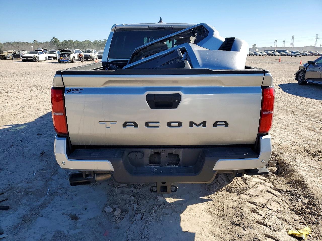 2024 TOYOTA TACOMA DOUBLE CAB photo 6