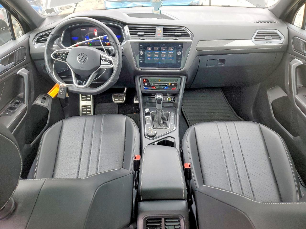 2024 VOLKSWAGEN TIGUAN SE R-LINE BLACK photo 8
