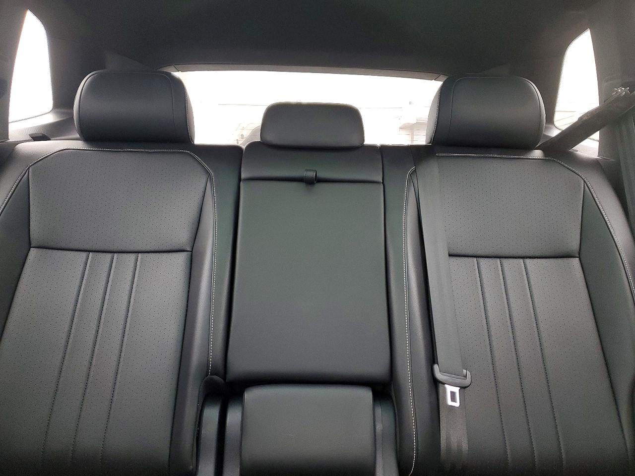 2024 VOLKSWAGEN TIGUAN SE R-LINE BLACK photo 10
