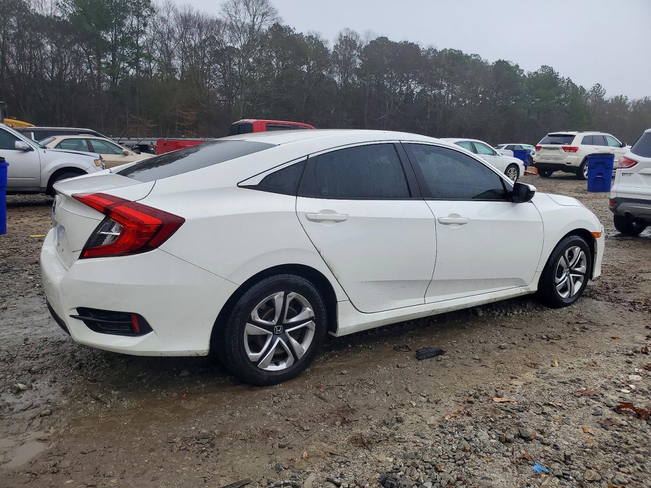 2016 HONDA CIVIC LX photo 3