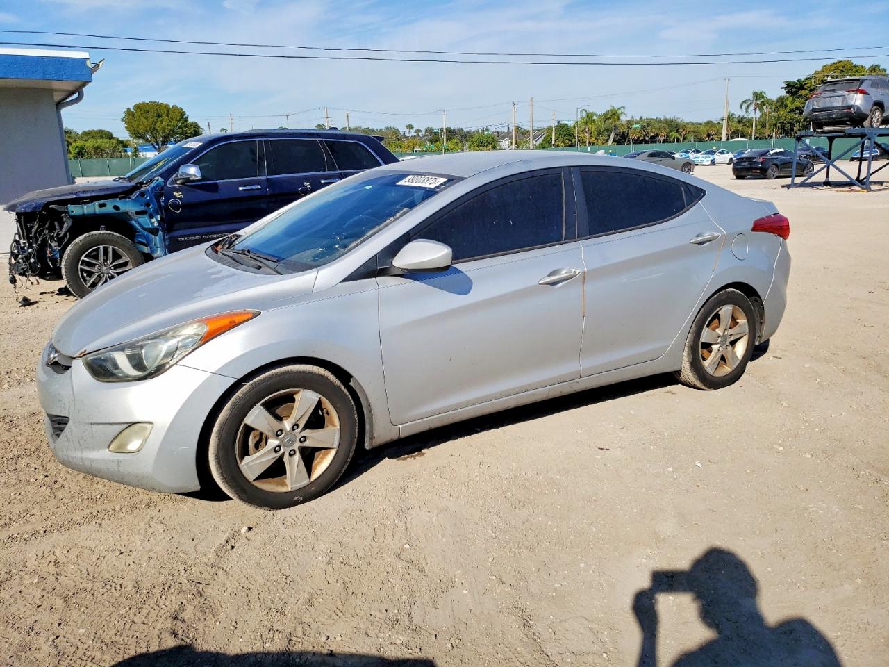 2013 HYUNDAI ELANTRA