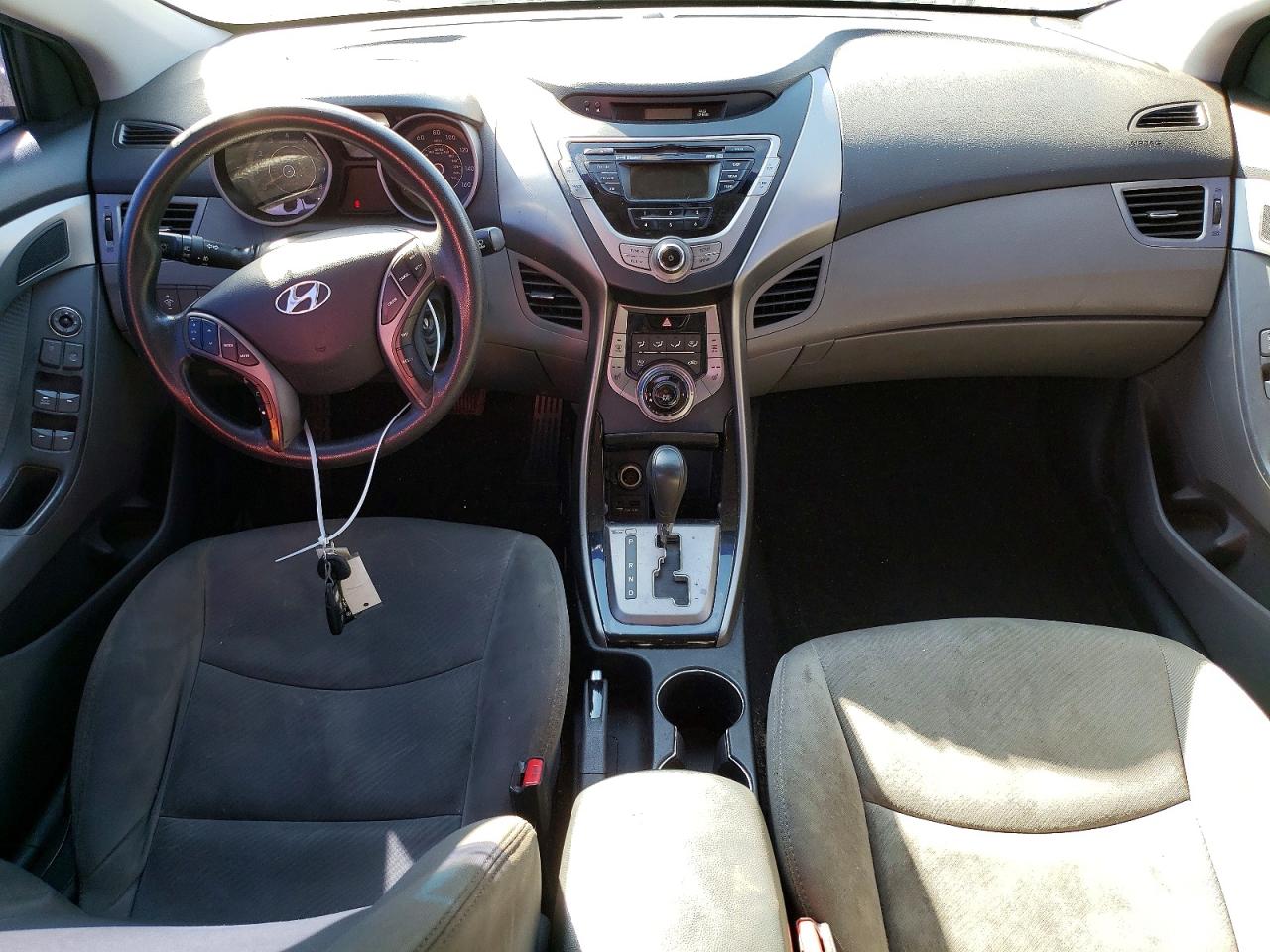 2013 HYUNDAI ELANTRA GLS photo 10