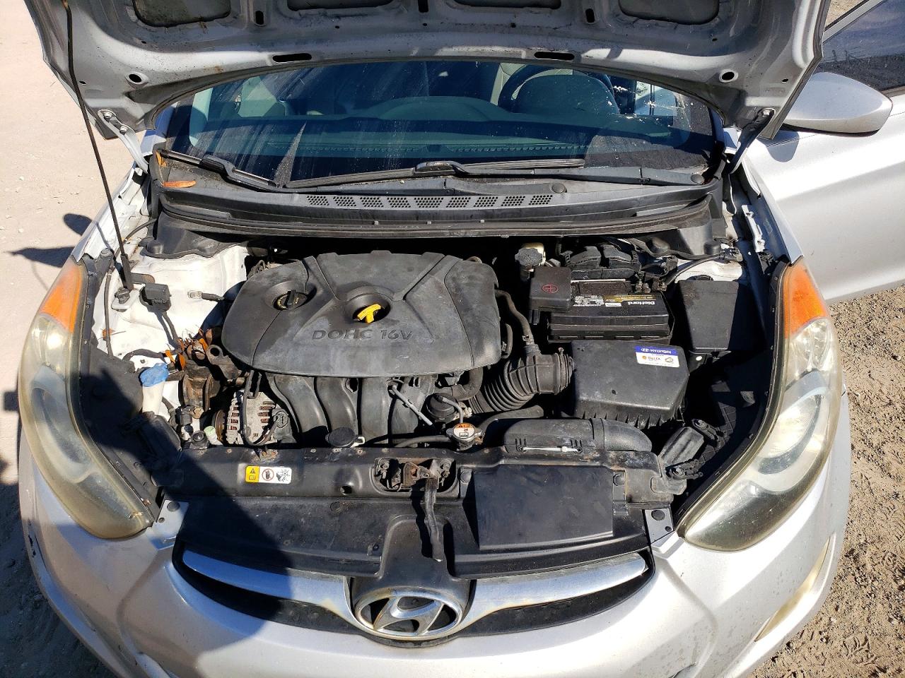 2013 HYUNDAI ELANTRA GLS photo 12