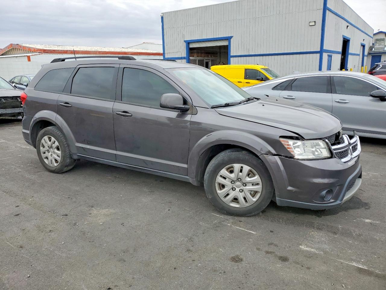 2018 DODGE JOURNEY SXT photo 4