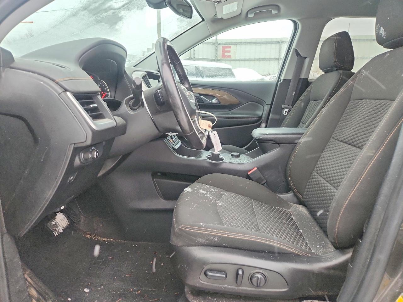 2019 GMC TERRAIN SLE photo 7