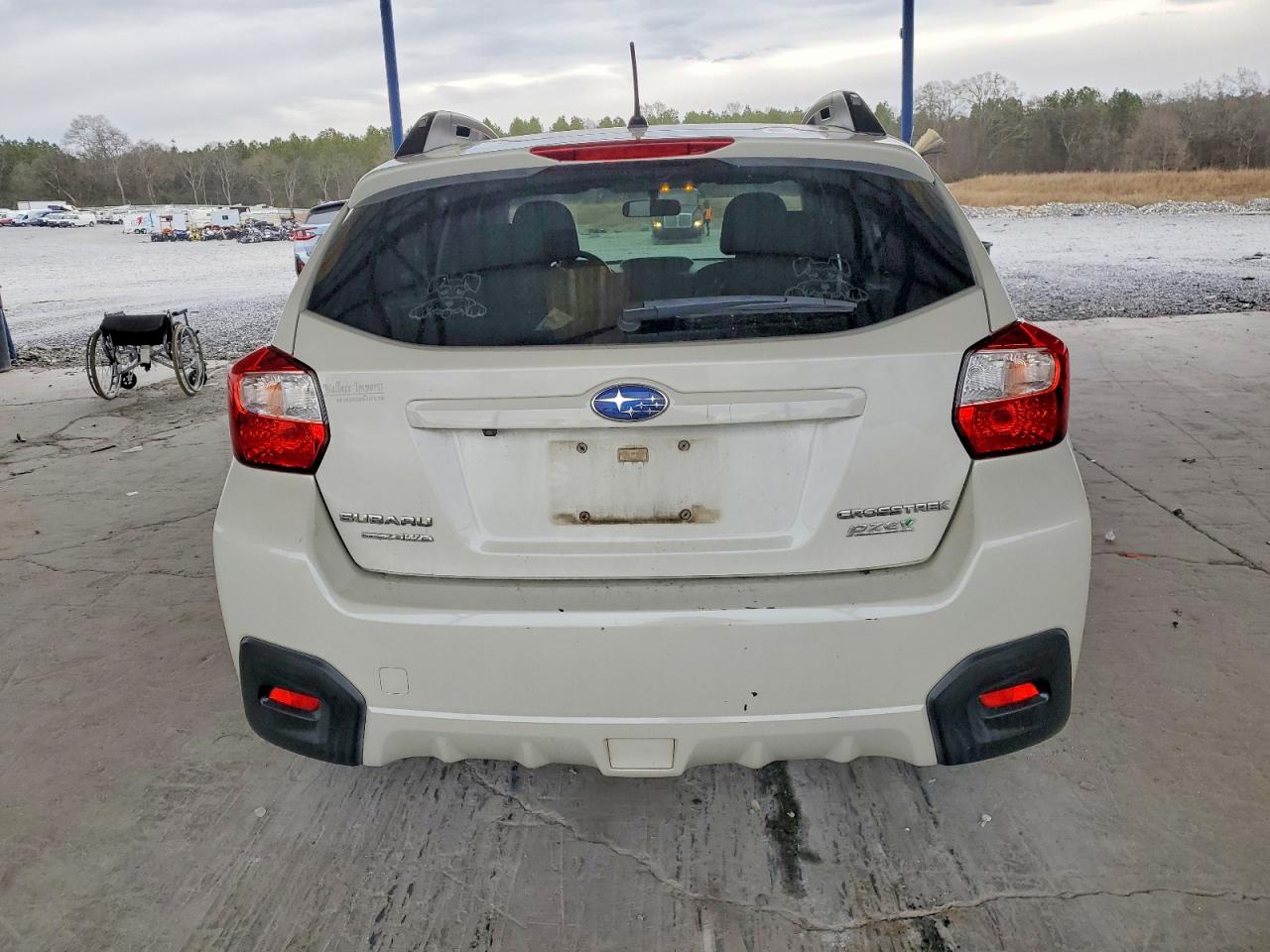 2017 SUBARU CROSSTREK PREMIUM photo 6