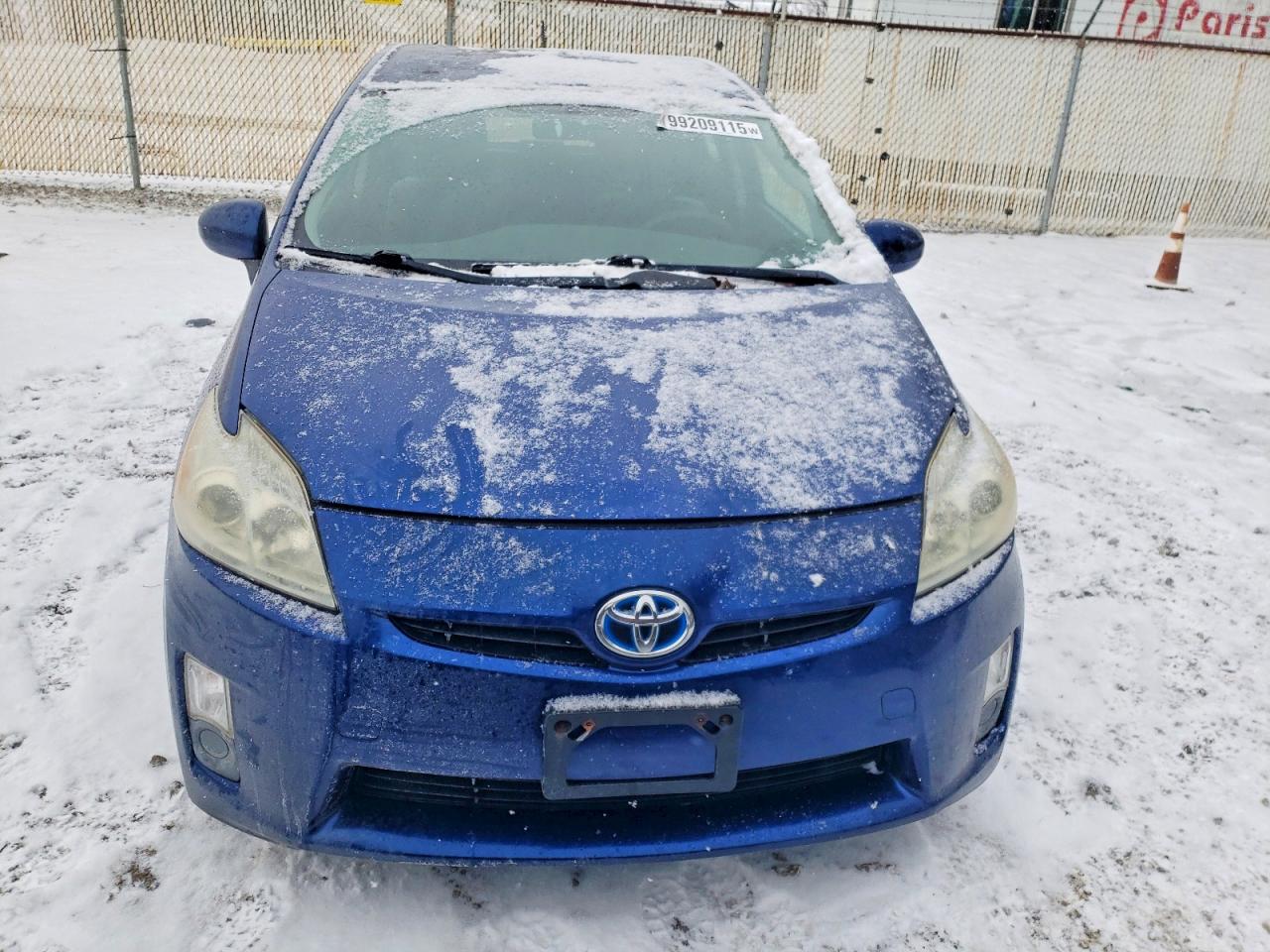 2011 TOYOTA PRIUS TWO photo 5