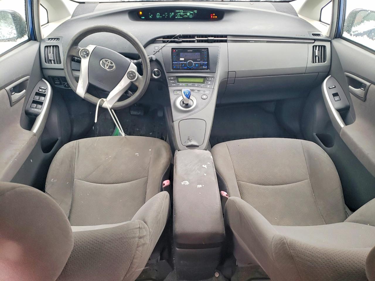 2011 TOYOTA PRIUS TWO photo 8