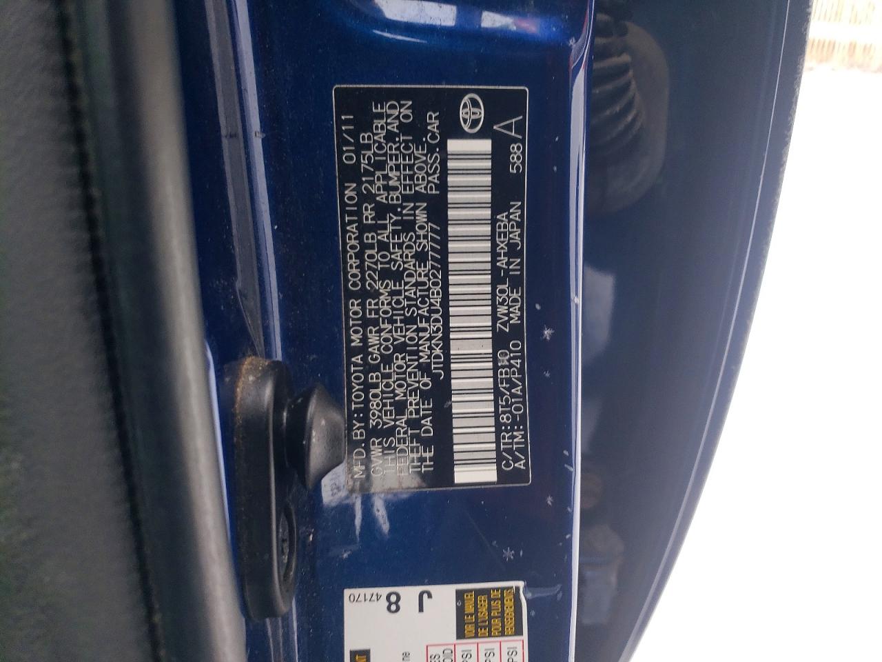 2011 TOYOTA PRIUS TWO photo 12