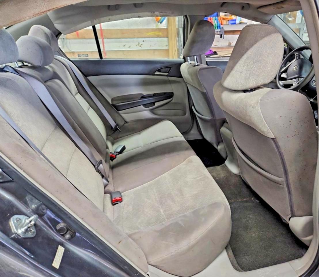 2009 HONDA ACCORD LX photo 10