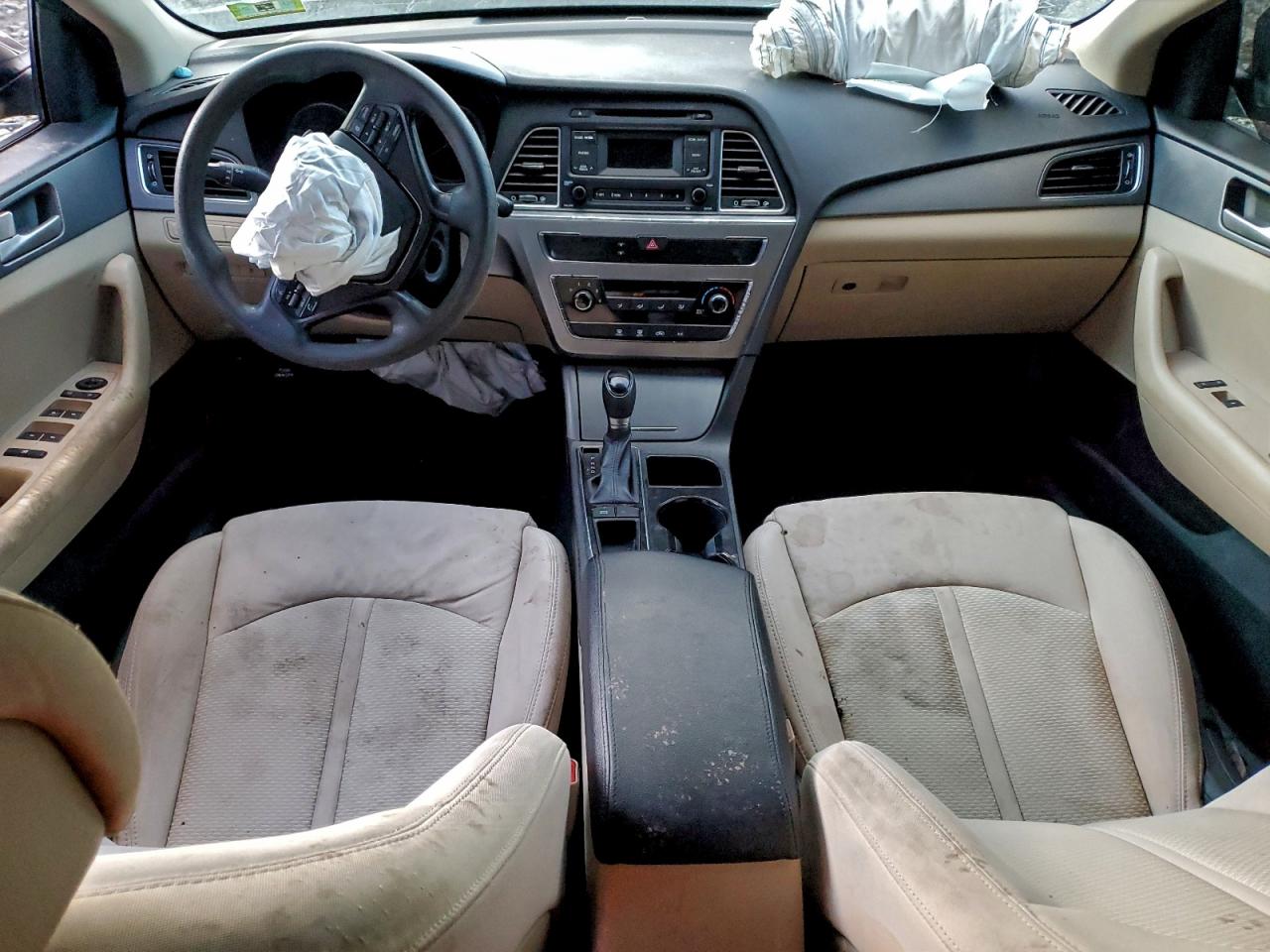 2015 HYUNDAI SONATA SE photo 8