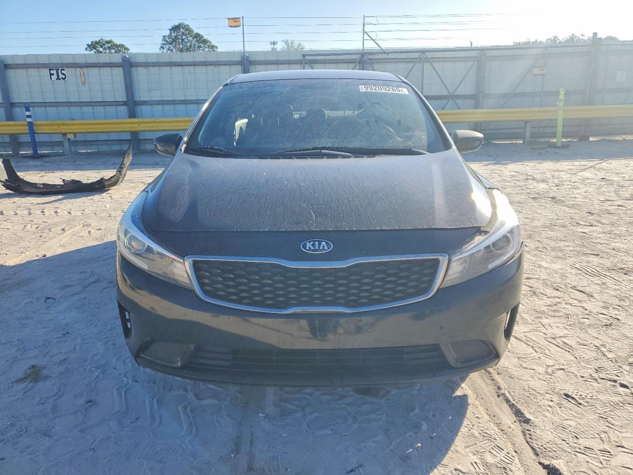 2017 KIA FORTE LX photo 5