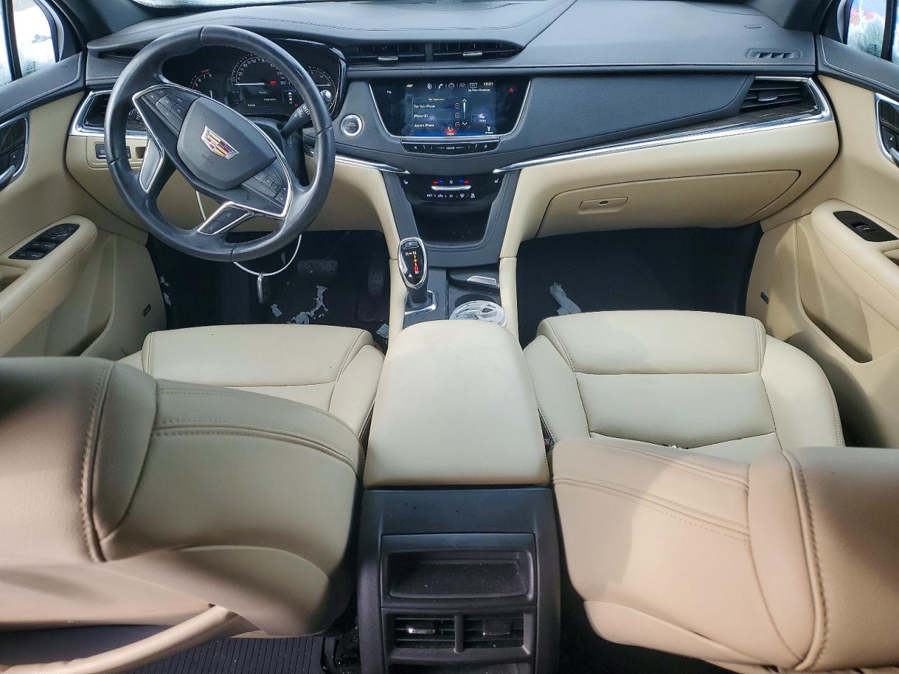 2018 CADILLAC XT5 photo 8