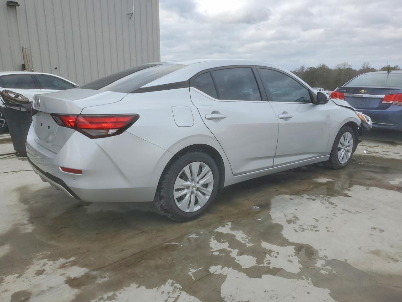 2023 NISSAN SENTRA S photo 3