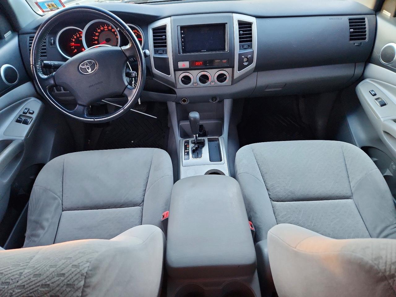 2005 TOYOTA TACOMA ACCESS CAB photo 8