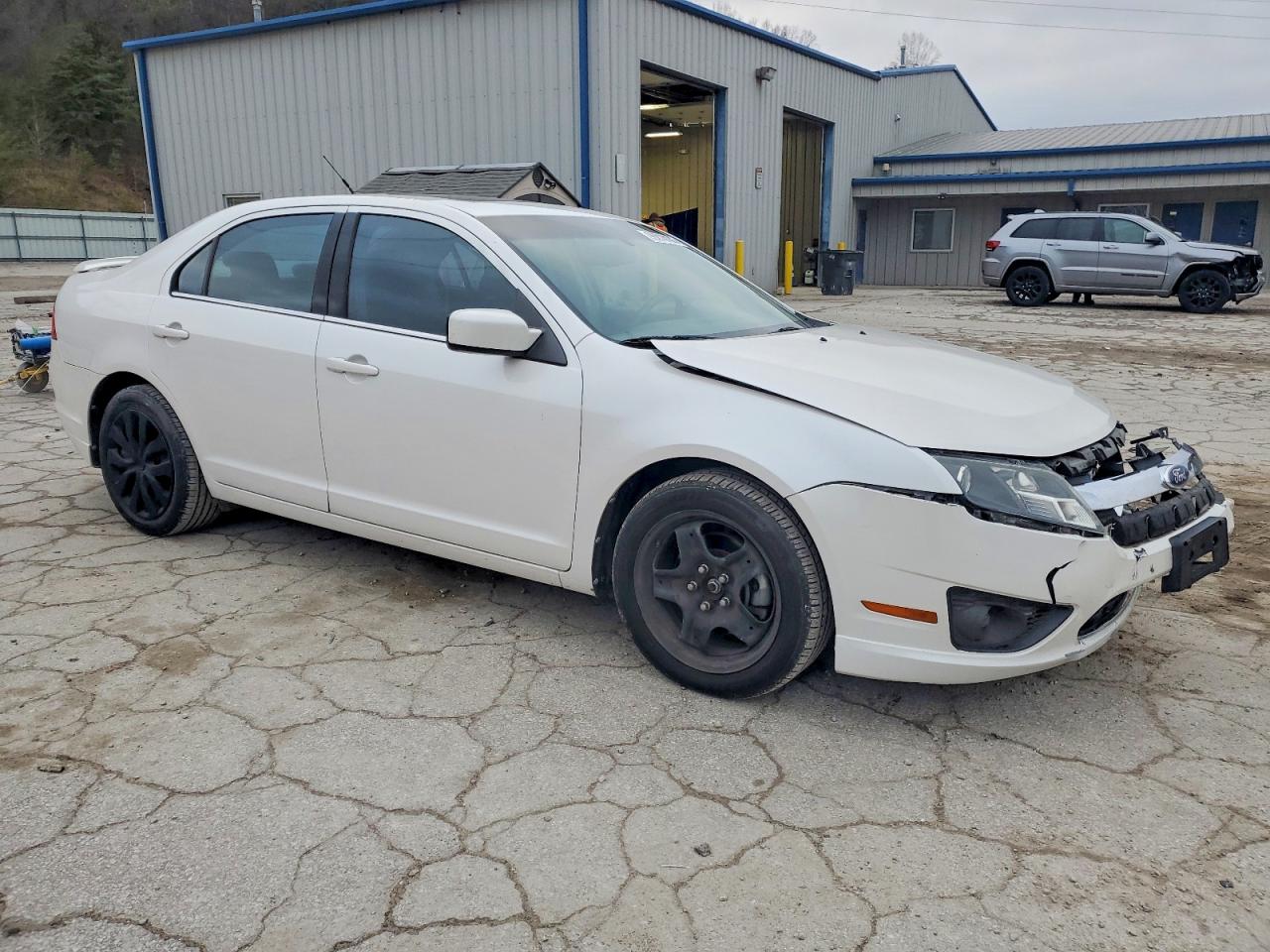 2010 FORD FUSION SE photo 4