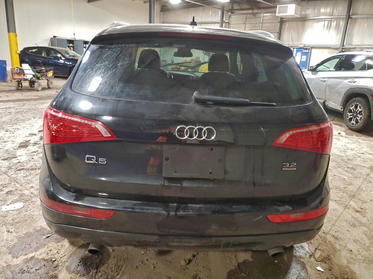 2010 AUDI Q5 PREMIUM photo 6