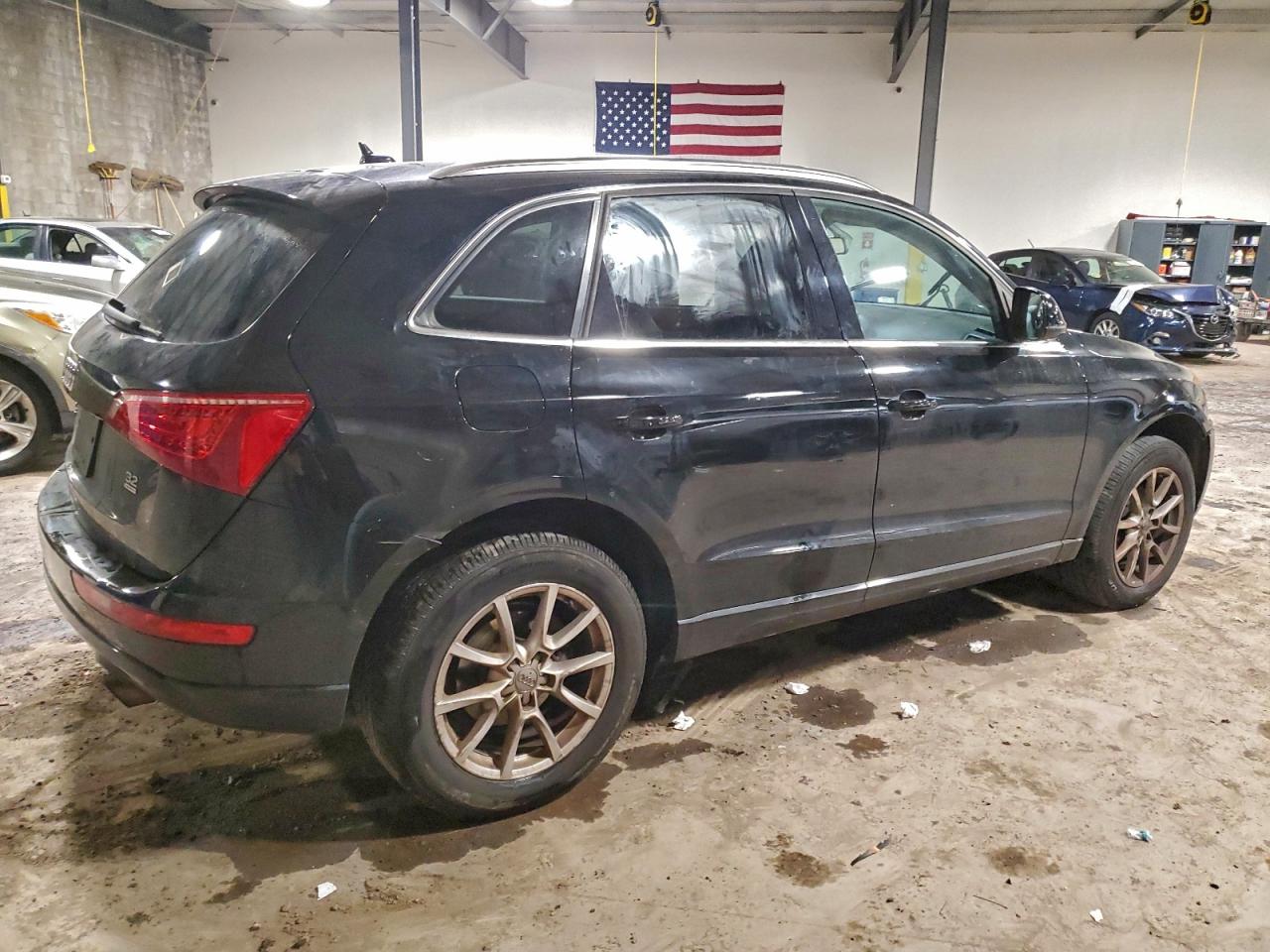2010 AUDI Q5 PREMIUM photo 3