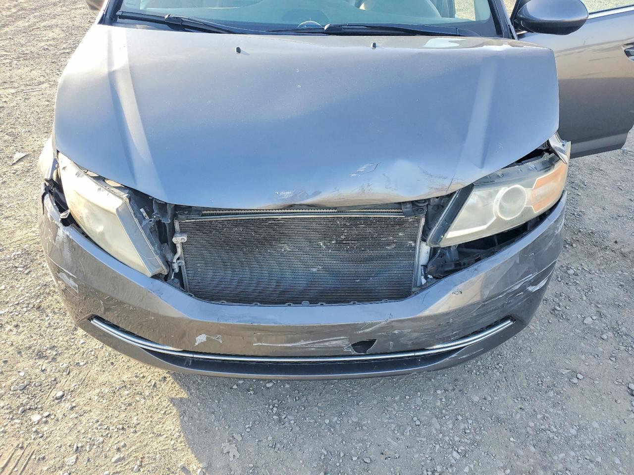 2016 HONDA ODYSSEY SE photo 12