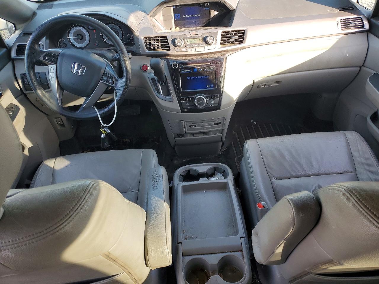 2016 HONDA ODYSSEY SE photo 8