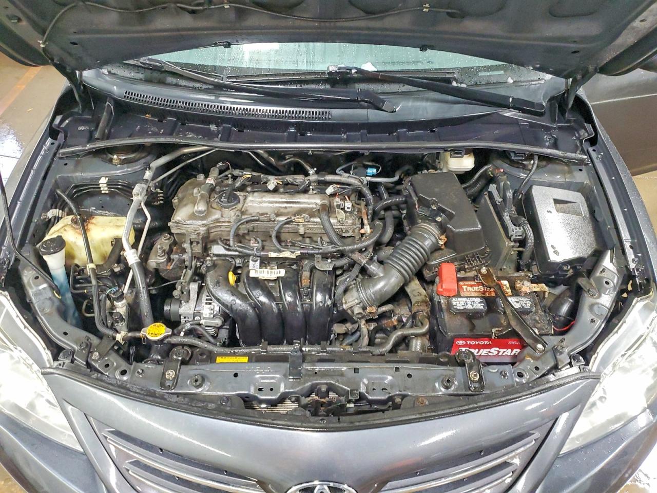 2013 TOYOTA COROLLA BASE photo 11