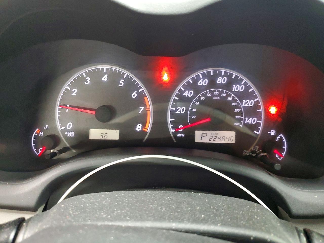2013 TOYOTA COROLLA BASE photo 9