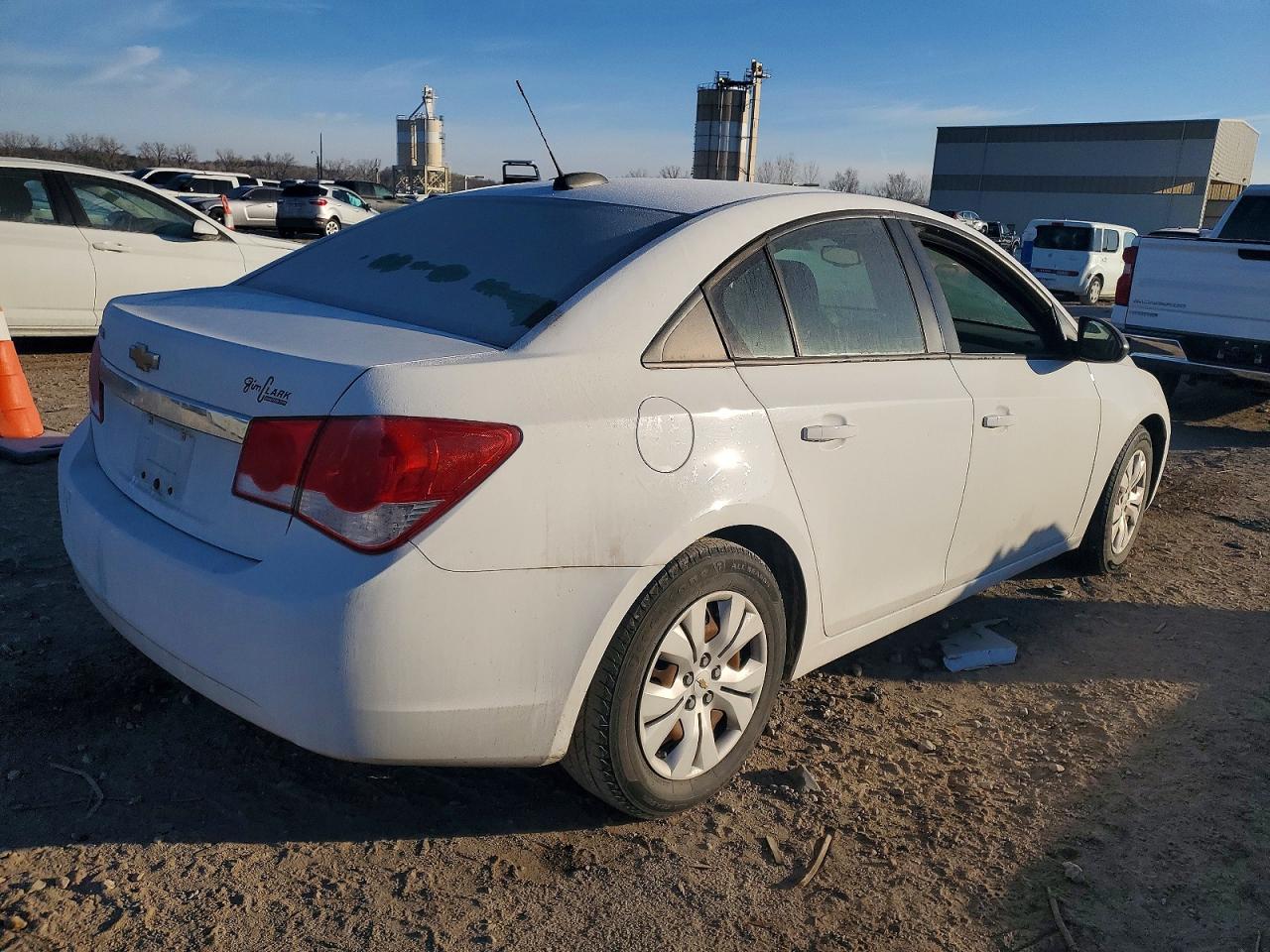 2016 CHEVROLET CRUZE LIMITED LS photo 3