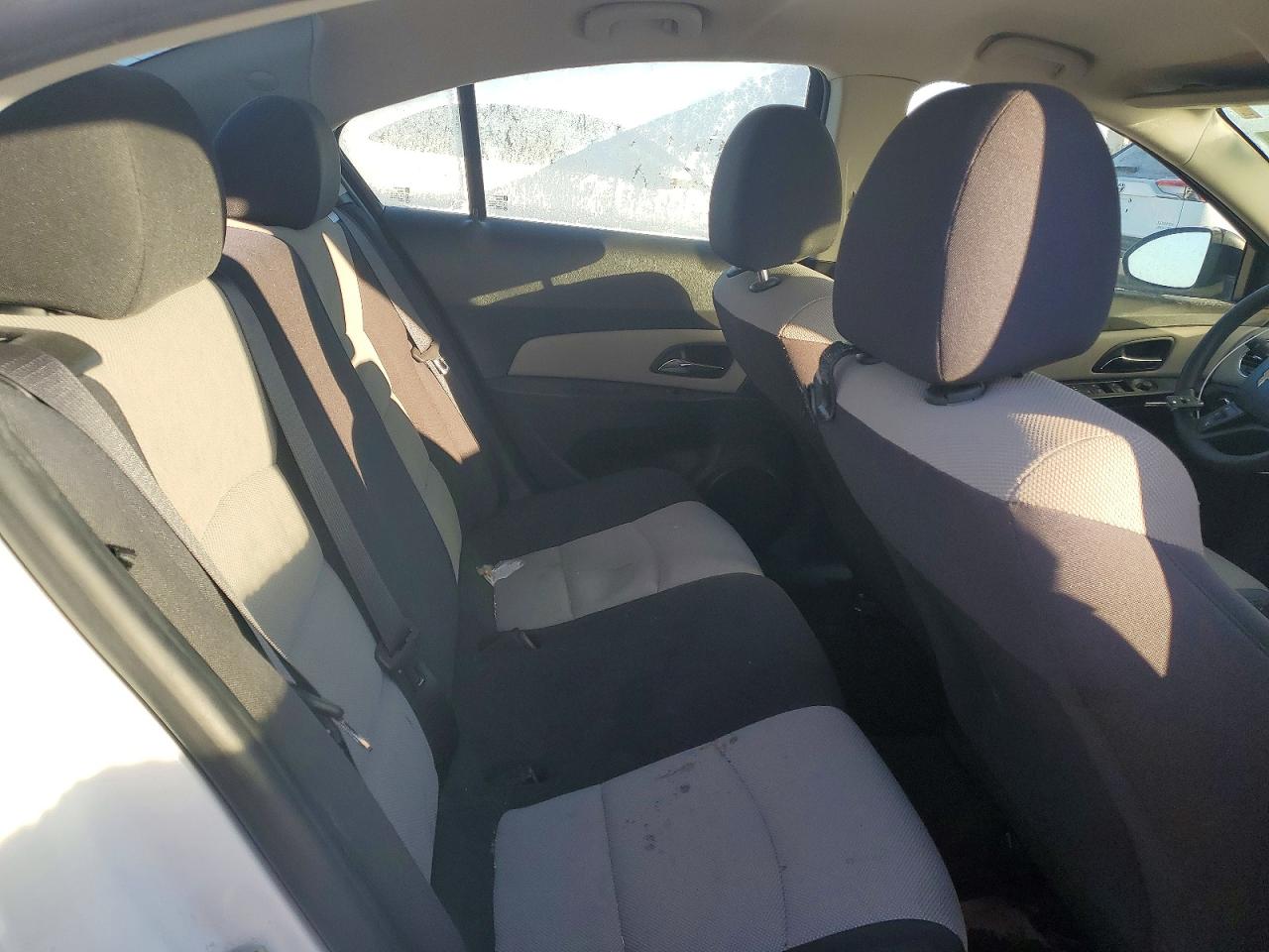 2016 CHEVROLET CRUZE LIMITED LS photo 10